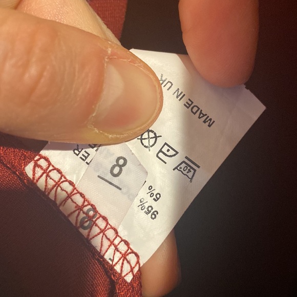 Deep red pant suit - Picture 5 of 6